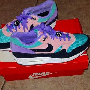 Nike Air Max 1 "Have a Nike Day"